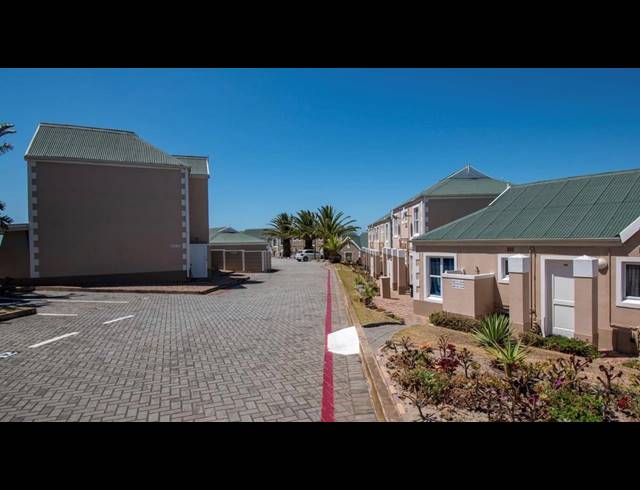 2 BEDROOM APARTMENT FOR SALE IN MARINA MARTINIQUE